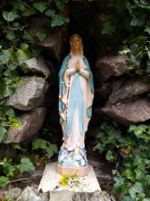 Poświęcenie figury Matki Bożej z Lourdes